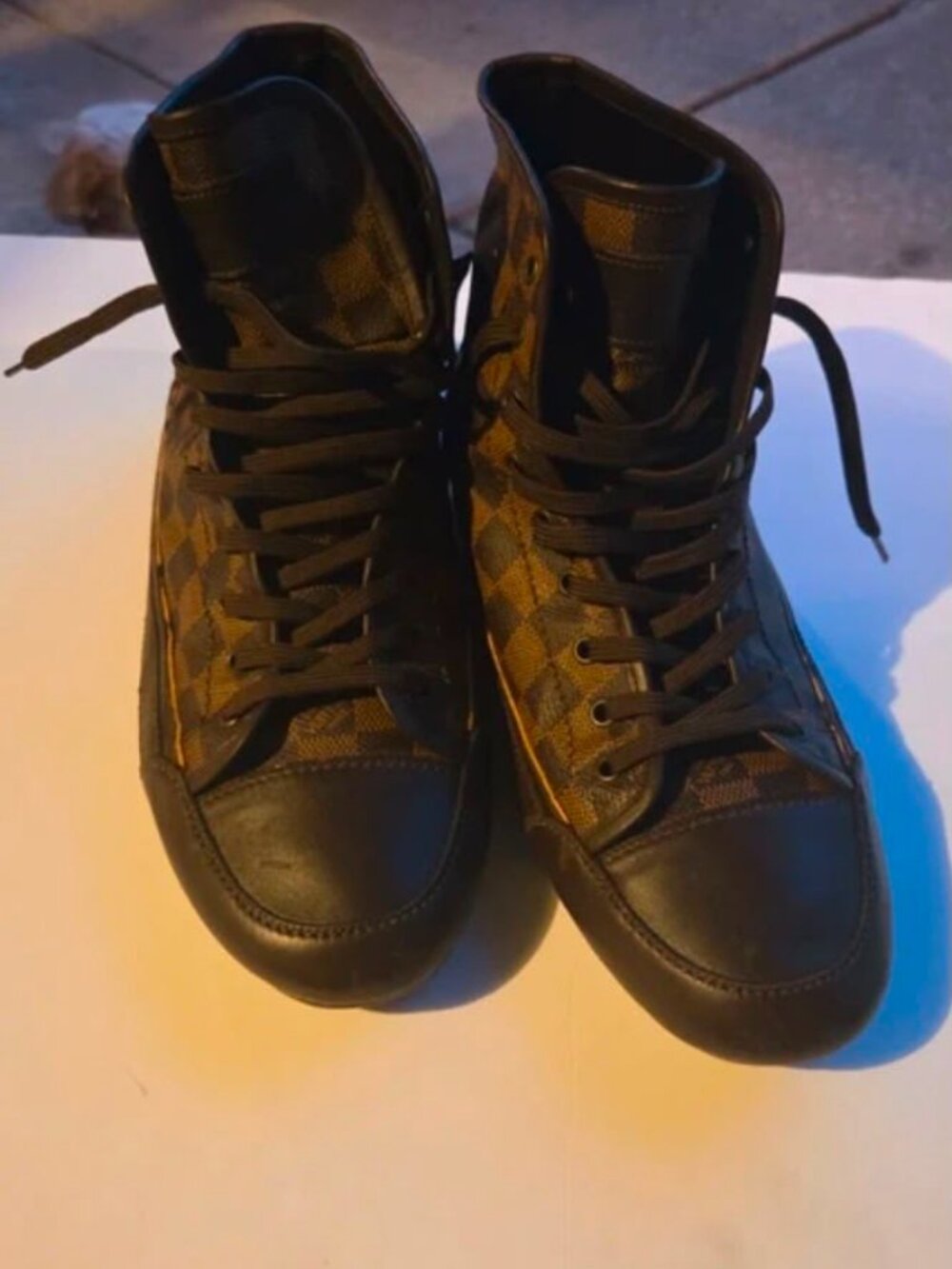 Louis Vuitton Men's Damier Ebene Authentic Size 10 - Picture 6 of 10